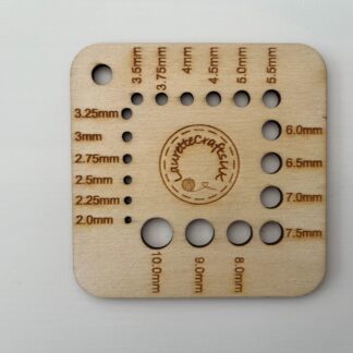 Knitting Needle Gauge